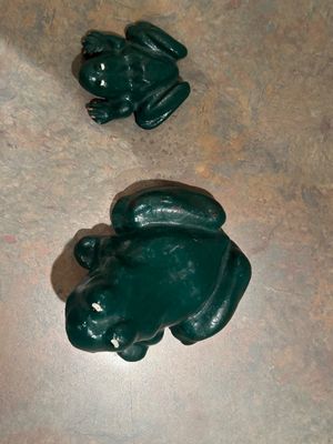 DEMPSTER CAST IRON FROG PAPERWEIGHTS AND CERAMIC WINDCHIME