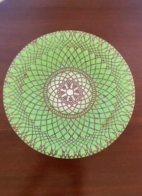 Vintage Sydenstricker Fused Art Glass Plate/bowl. Green Lace/Embassy Geometrick Pattern