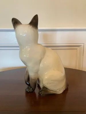 Vintage Ceramic Siamese Cat Figurine Made in England by Beswick