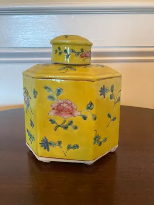 Hexagonal Porcelain Tea Caddy Made in China