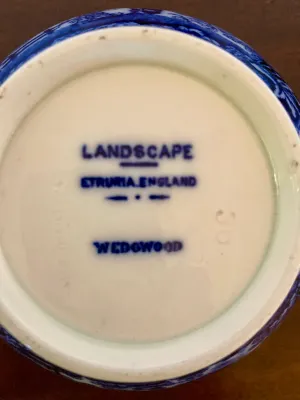 Wedgewood 2 creamer 1 sugar