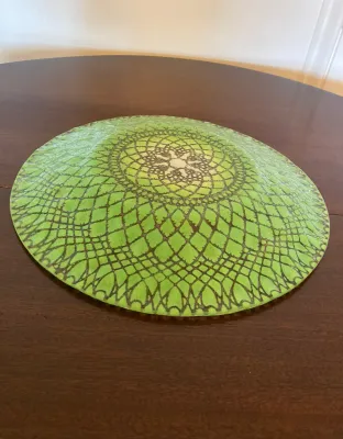 Vintage Sydenstricker Fused Art Glass Plate/bowl. Green Lace/Embassy Geometrick Pattern