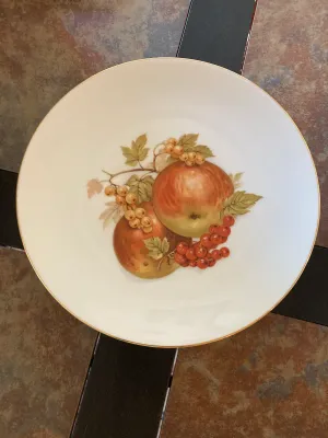 Lot of 6 -Vintage Porcelain Dessert or Salad Plates