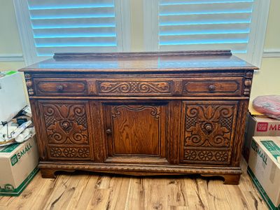 LOT 19F: 1920s/30s English Jacobean Revival/Tudor Style Carved Oak Sideboard/Buffet