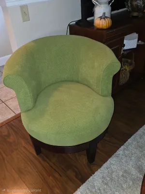 Best Home Furnishings Attica Swivel Barrel Chair