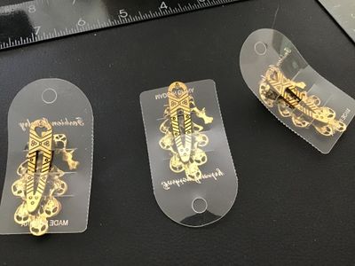 Lot of Barrettes