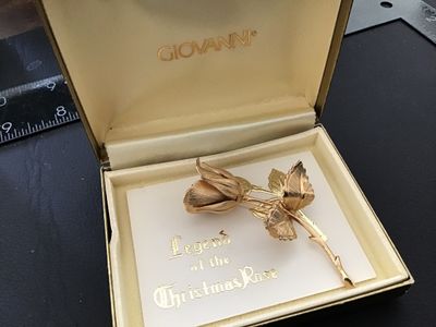 Christmas Rose Giovanni Vintage In Box