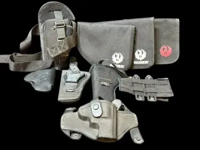 LH-104-FA2 - Holsters & Cases:  3 Ruger, 2 Blackhawk , 1 No Name, 1 Bianchi, 1 1791, 1 Ambi