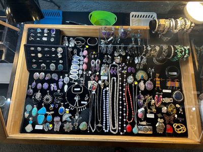 Sale Photo Thumbnail #40