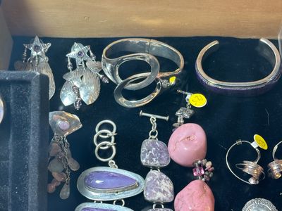 Sale Photo Thumbnail #52