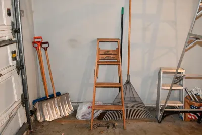 13 garage 55
