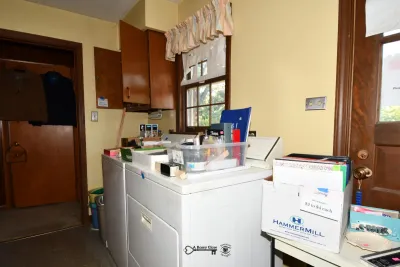 12 laundry room 9