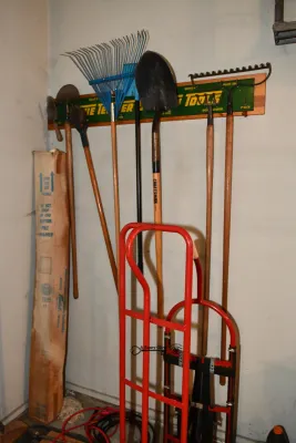 13 garage 18