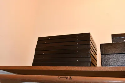 09 bedroom c 92