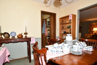 03 dinng room 5