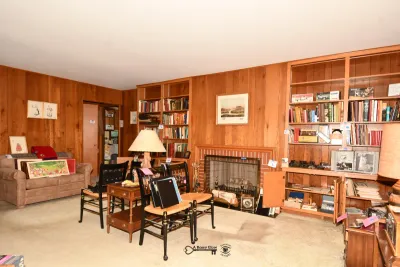 04 family room 6