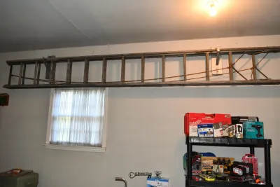 13 garage 2