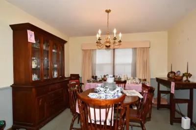 03 dinng room 3