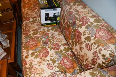 02 living room 214