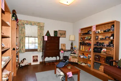 10 bedroom d 2