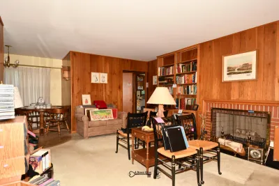 04 family room 7