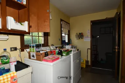 12 laundry room 6