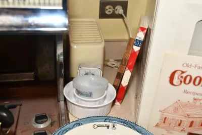 05 kitchen 53