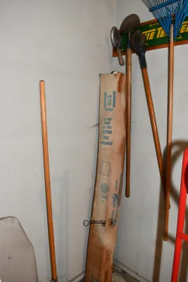 13 garage 17