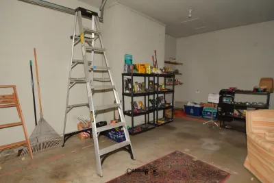 13 garage 5