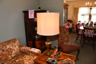 02 living room 242