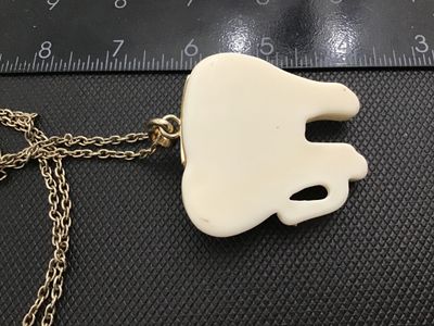 Vintage Avon NRT Ivory Colored Rhinestone Elephant Statement Necklace