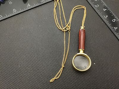 Vintage Magnifying Glass Pendant Necklace with Wood Handle