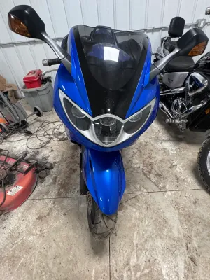 2005 Triumph Sprint ST 1050 Sport Touring Motorcycle