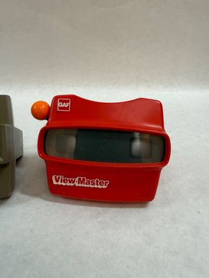 Vintage GAF View-Master 3D Viewers - Set of 2 (Red & Beige)
