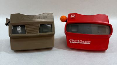 Vintage GAF View-Master 3D Viewers - Set of 2 (Red & Beige)