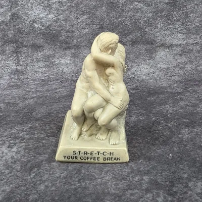 Vintage Paula Co. novelty statue from 1970, depicting an embracing couple in the style of Rodin's 'The Kiss' with the...