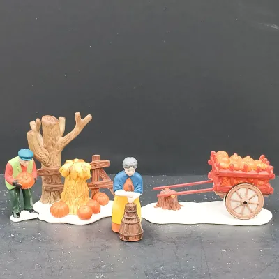 LOT 165: Department 56 The Horse and Hounds Pub, Alpine Villagers and Harvest Time