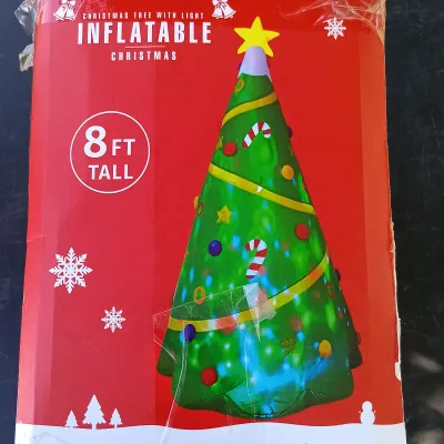 LOT 118: Inflatable 8ft Christmas Tree with Inflatable Christmas Castle