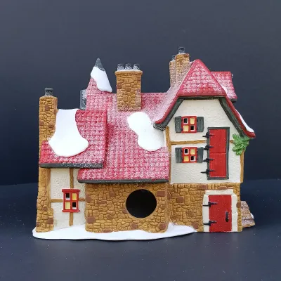 LOT 121: Department 56 North Pole Series Post Office, Santa's Workshop and Reindeer Barn