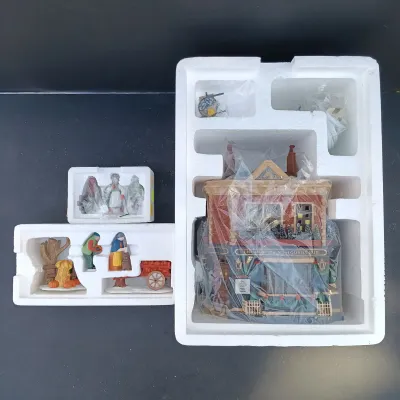 LOT 165: Department 56 The Horse and Hounds Pub, Alpine Villagers and Harvest Time