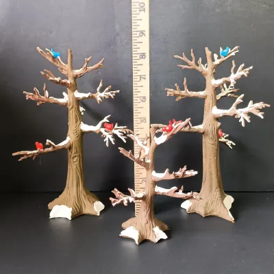 LOT 170: Department 56 Winter Birch Tree, Frosted Bare Branch Trees, Winter Oak Trees & Holly Hedges
