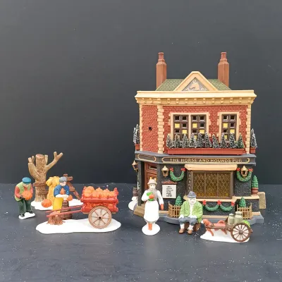 LOT 165: Department 56 The Horse and Hounds Pub, Alpine Villagers and Harvest Time