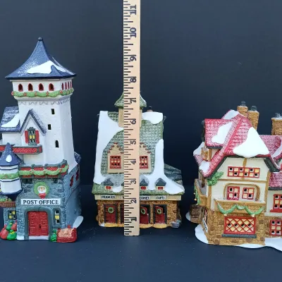LOT 121: Department 56 North Pole Series Post Office, Santa's Workshop and Reindeer Barn