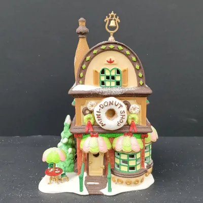 LOT 167: Department 56 North Pole Series Mini-Donut Shop and Cold Care Clinic