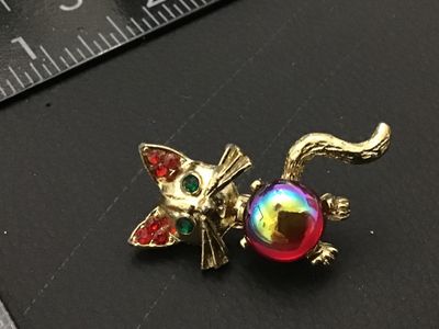 Vintage Gold Tone Cat Brooch with Aurora Borealis Belly