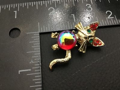 Vintage Gold Tone Cat Brooch with Aurora Borealis Belly