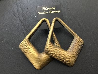 Vintage Morrey Fashion Earrings Gold Tone Textured Geometric