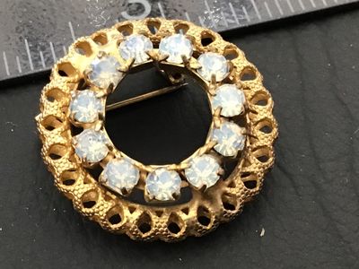 Vintage Gold Tone Wreath Brooch with Faux Glass Opal Cabochons