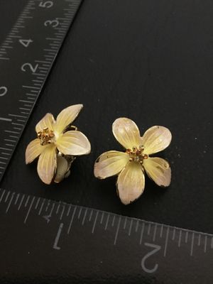 Vintage Yellow Enamel Flower Clip-On Earrings with Rhinestone Centers