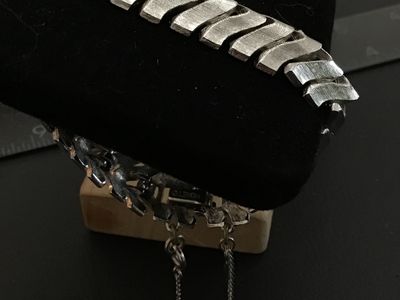 Vintage Monet Silver-Tone Textured Chevron Link Bracelet with Safety Chain. Excellent